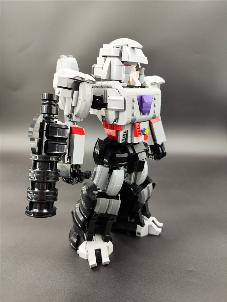 Megatron YOURBRICKS 20002 Creator with 812 Pieces