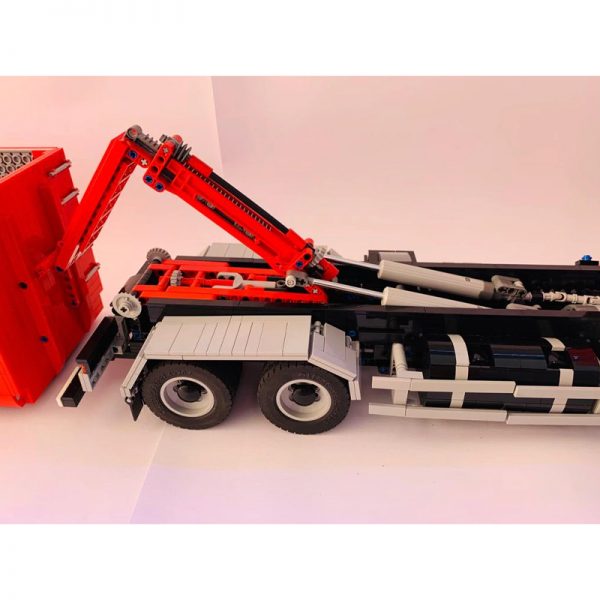 Hooklift truck Technic MOC-51908 by Daniel’s creations with 3574 Pieces