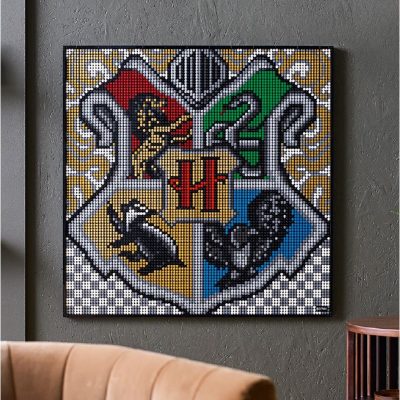 Harry Potter Crest-Pixel art Movie MOC-90107 WITH 9216 PIECES