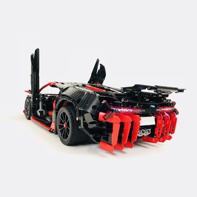 Lamborghini Centenario Technician MOC-12560 with 3450 pieces