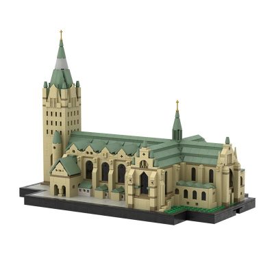 Paderborn Cathedral Technician MOC-54159 with 3164 pieces