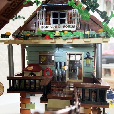 Tree House MODULAR BUILDING LOZ 1033 with 4761 pieces