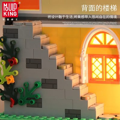 The Barber Shop In Town Modular Building MOULD KING 16031 with 2267 pieces