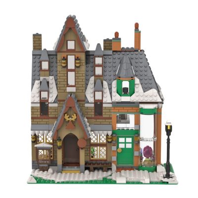 Hogsmeade Village Mod MOVIE MOC-80404 by LegoArtisan with 877 pieces