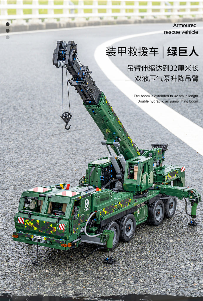 Armored Recovery Crane G-BKF Mould King 20009 Technic with 5539 Pieces