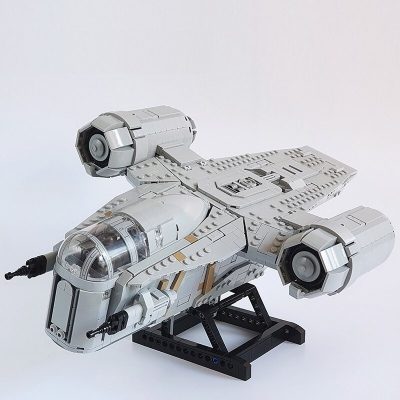 The Razor Crest STAR WARS MOC-58708 by EDGE OF BRICKS with 2053 pieces