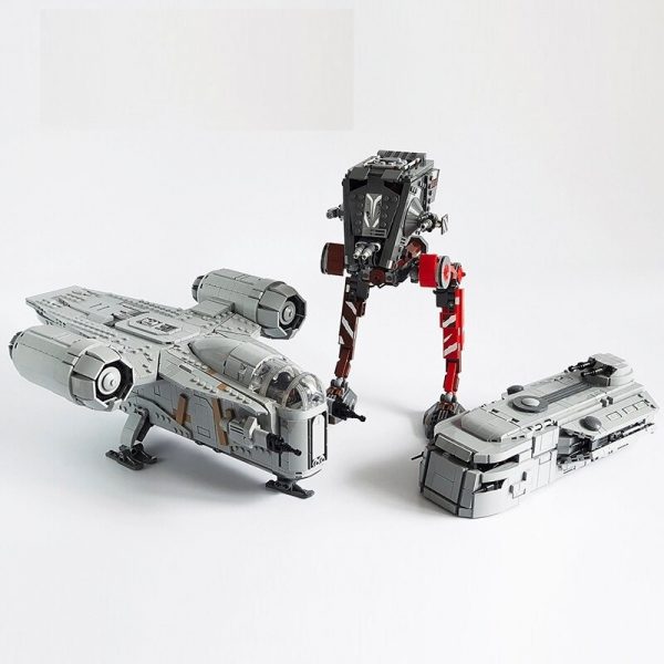 AT-ST Raider STAR WARS MOC-63306 by Edge of Bricks with 863 pieces