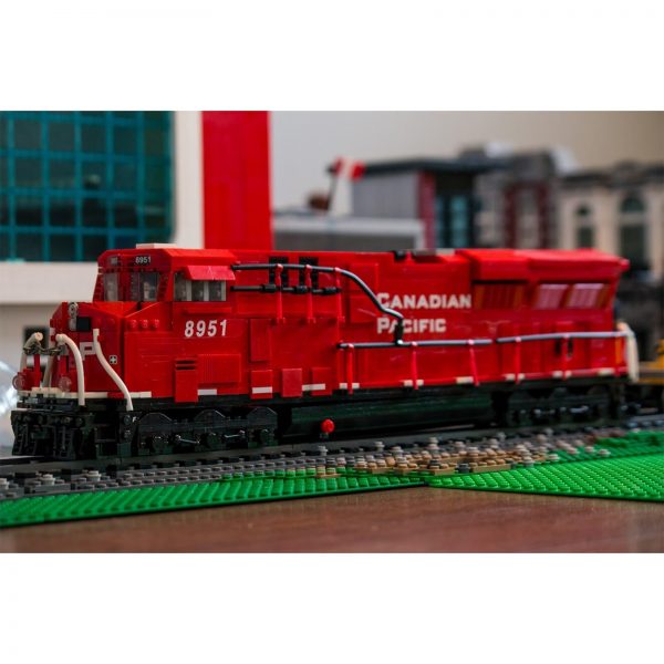 ES44AC Canadian Pacific TECHNICIAN MOC-37716 by Barduck WITH 1763 PIECES