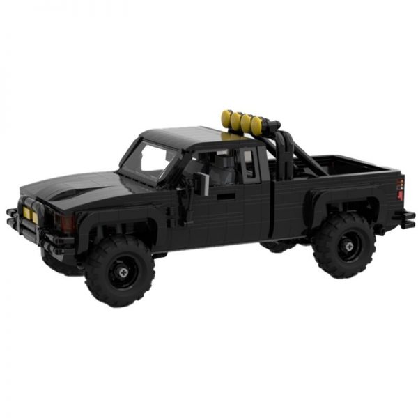 Marty’s Pickup Truck Technician MOC-66079 with 1555 pieces