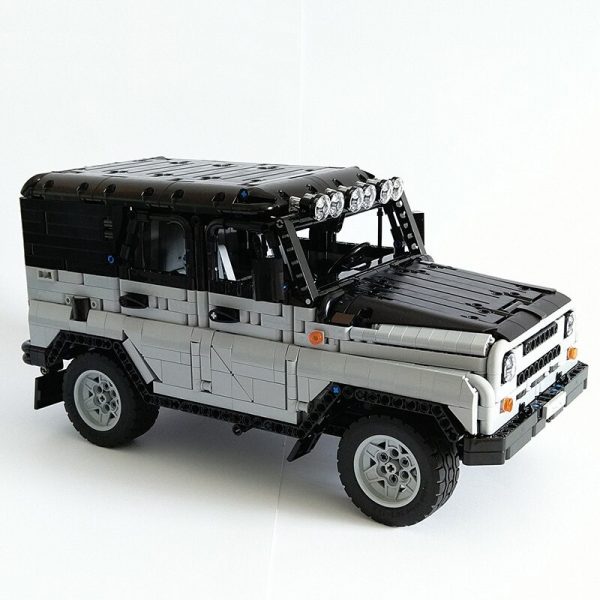 Off-Roader UAZ 3151 TECHNICIAN MOC-75601 by keymaker with 2968 pieces