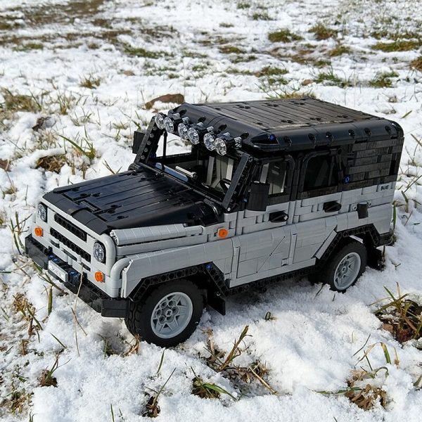 Off-Roader UAZ 3151 TECHNICIAN MOC-75601 by keymaker with 2968 pieces