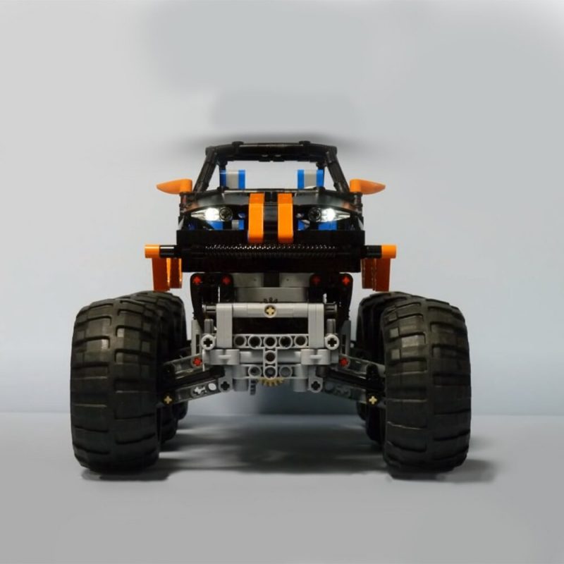 MOCBRICKLAND MOC-1244 Monster Truck 6x6